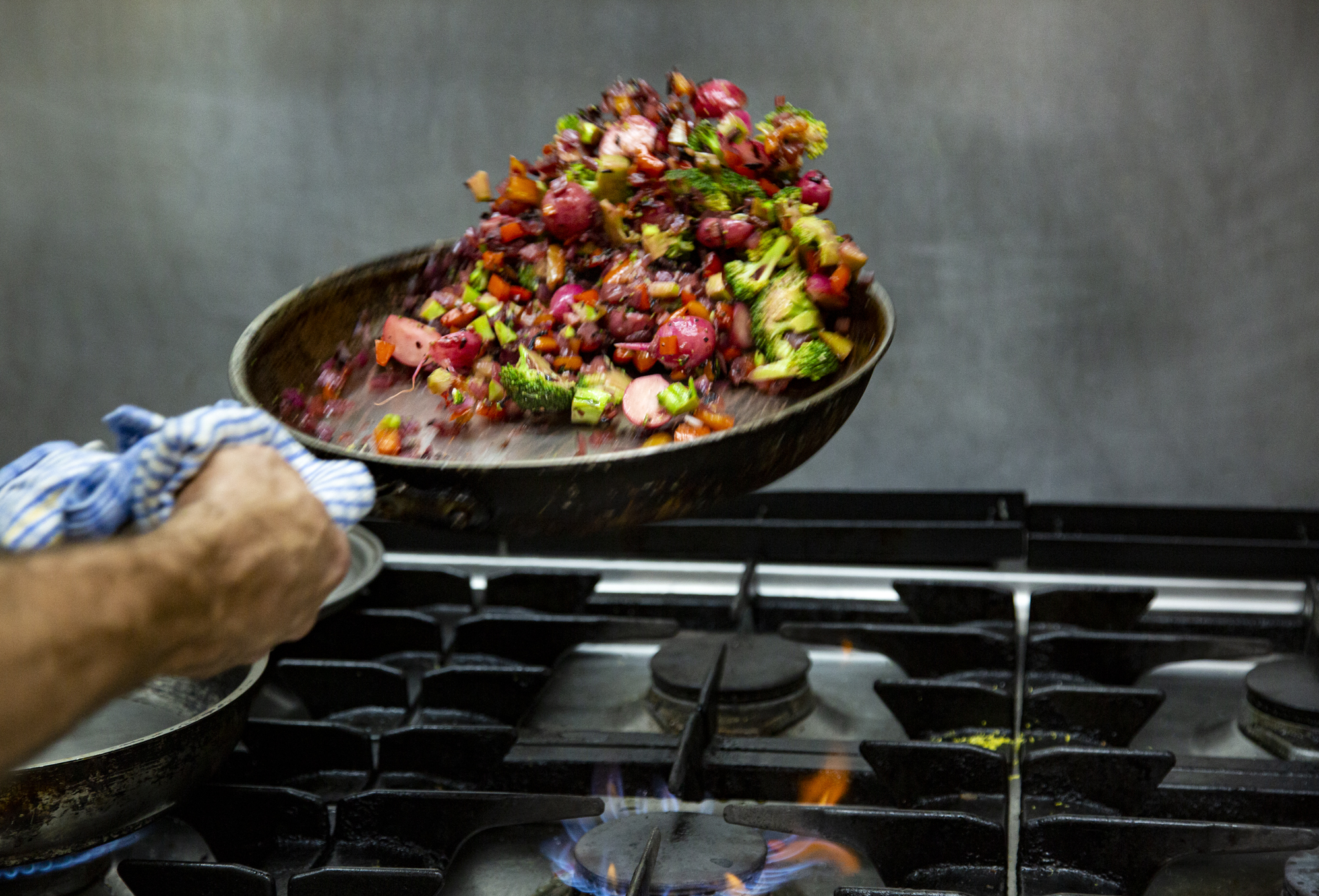 On-site wedding catering cooking Brisbane